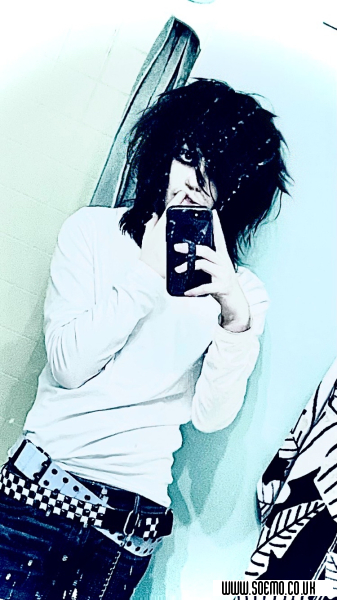 soEmo.co.uk - Emo Kids - rowwiz