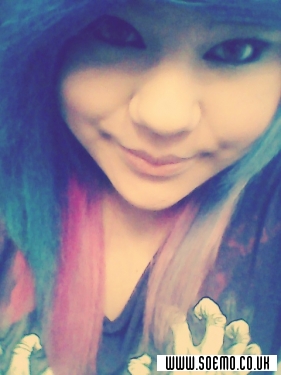 soEmo.co.uk - Emo Kids - Schlombie