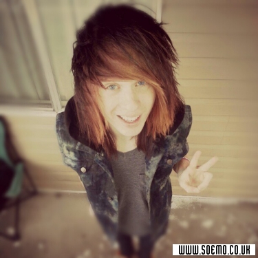 soEmo.co.uk - Emo Kids - SkinAndBones