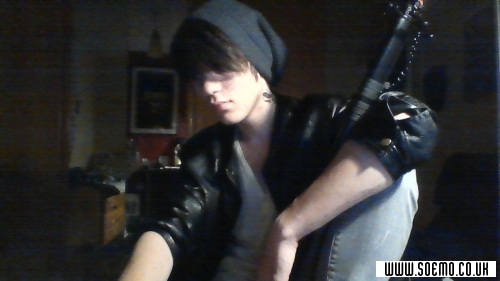 soEmo.co.uk - Emo Kids - SweetBlade