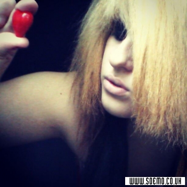 soEmo.co.uk - Emo Kids - skybluerainbow