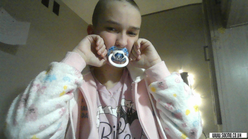 soEmo.co.uk - Emo Kids - T3RR0RT0BYYYL0LZZ