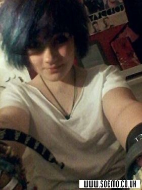 soEmo.co.uk - Emo Kids - ThAt1DeAdGiRl616