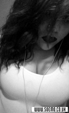 soEmo.co.uk - Emo Kids - Tikitina801