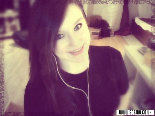 soEmo.co.uk - Emo Kids - the-colour_of-blood