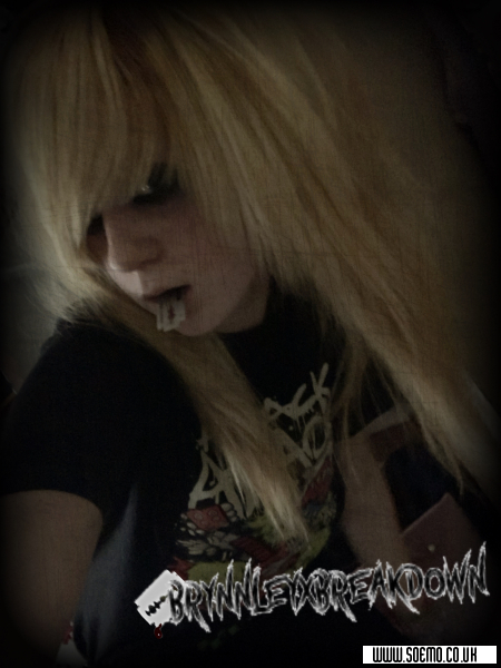 soEmo.co.uk - Emo Kids - XbrynnleyxbreakdownX