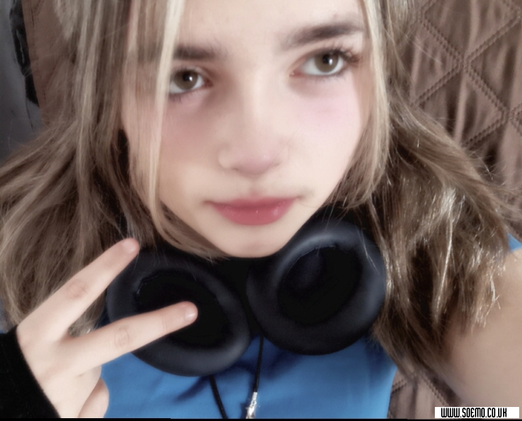 soEmo.co.uk - Emo Kids - Xsunnylivia