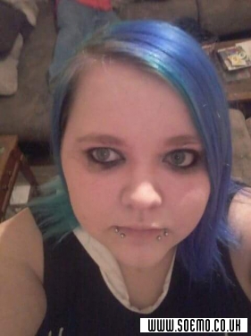 soEmo.co.uk - Emo Kids - Xx_ZOMBiE_KiTTEN_xX