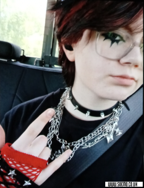 soEmo.co.uk - Emo Kids - xGhostOfMazx