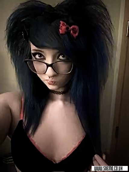 soEmo.co.uk - Emo Kids - x_l1lahleft4dead_x
