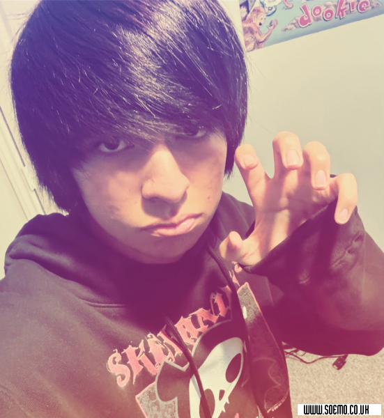 soEmo.co.uk - Emo Kids - xx_TheDarkVampire_xx