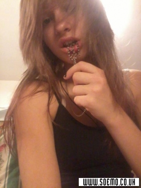 soEmo.co.uk - Emo Kids - xoxoBlissxoxo