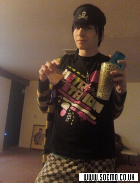 soEmo.co.uk - Emo Kids - xxxcuttmybuttxxx